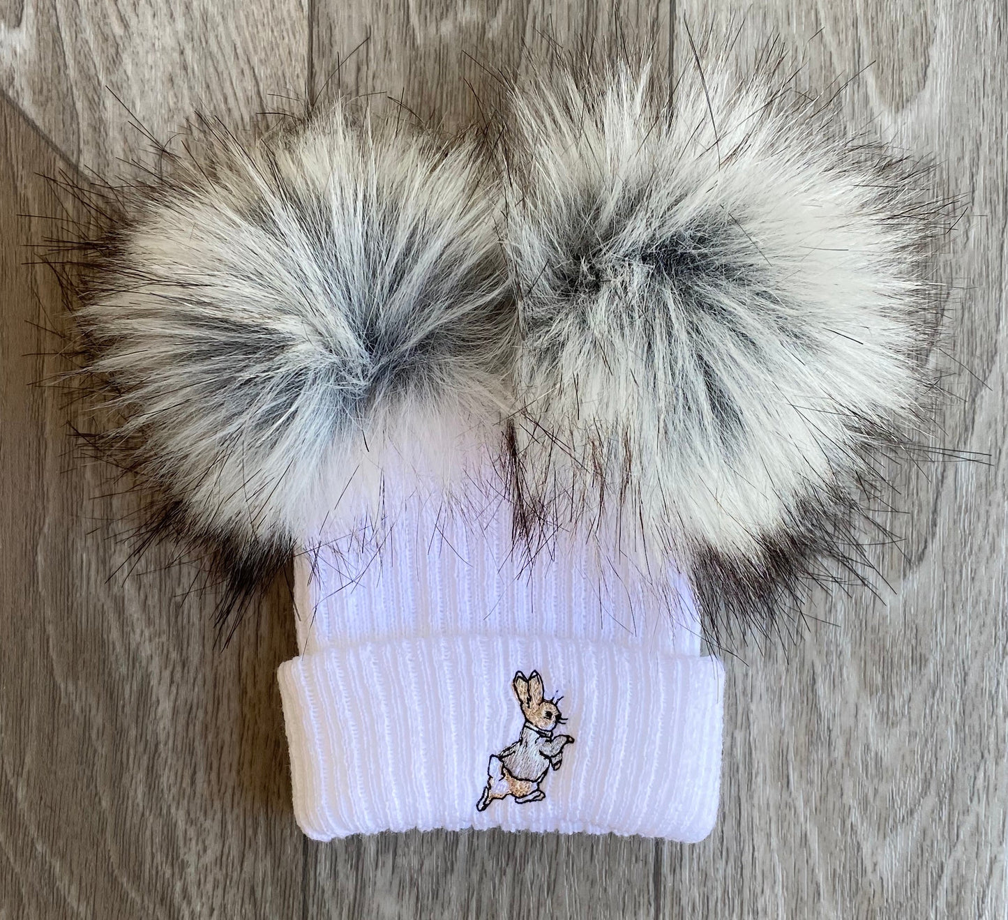 Unisex Peter Rabbit Embroidered Pom Pom Knitted Hat
