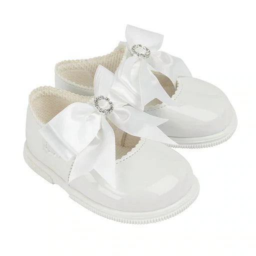 Girls White Diamanté First Walker Shoes