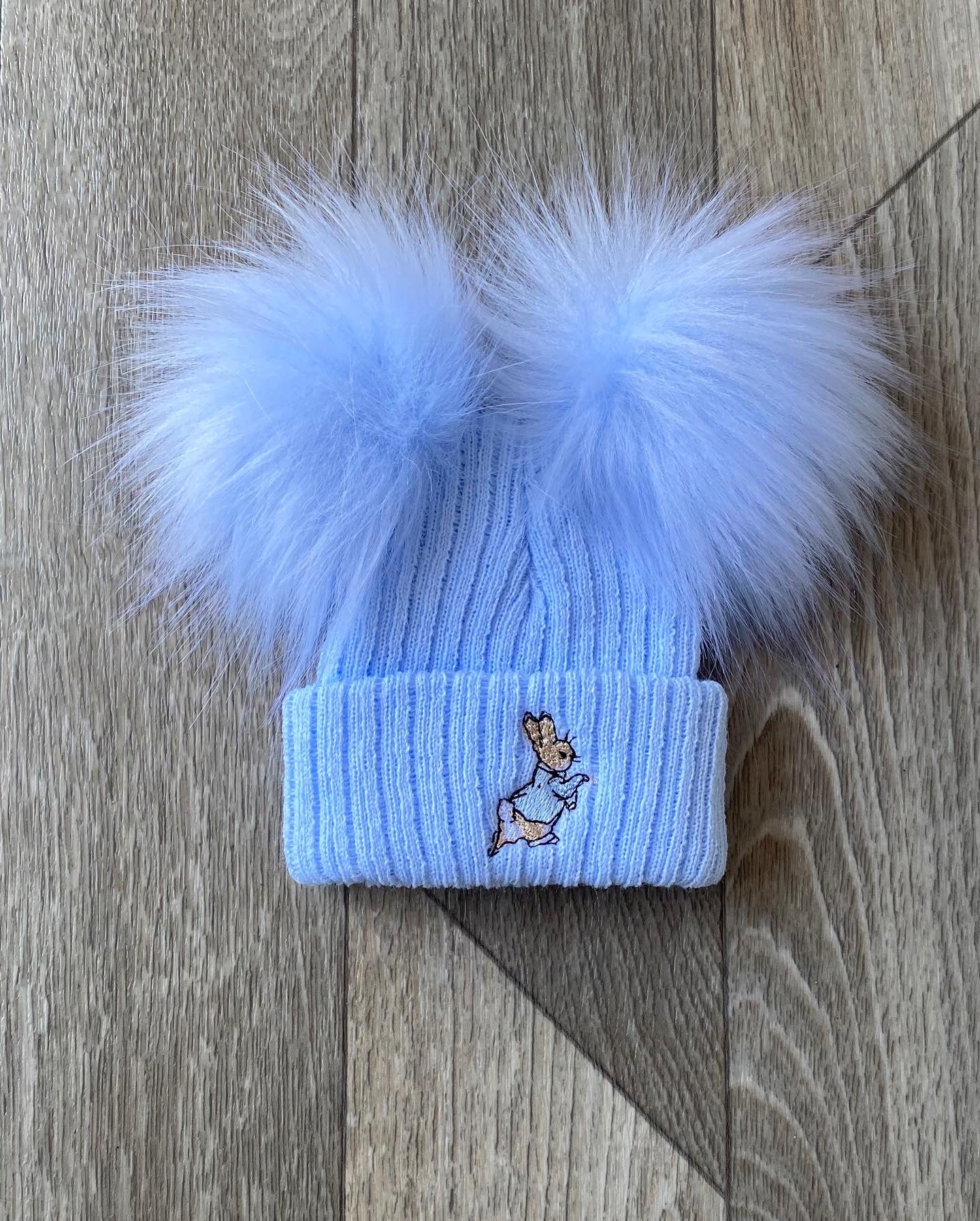 Baby boys Gift Hamper - Peter Rabbit Newborn / Baby Shower Gift